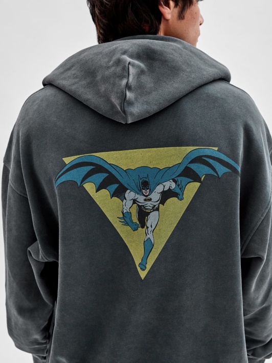 Atspėkite Juodą Multi Batman Nugaros Margintą Megztinį