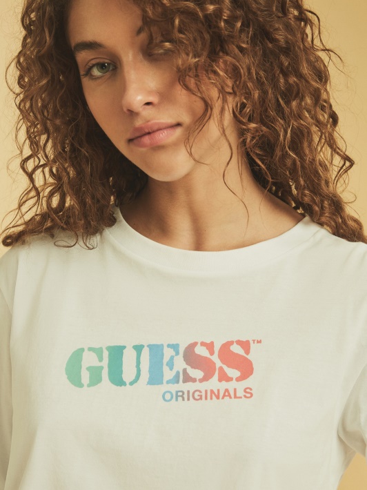 Atspėti Crop Marškinėlių Logotipas Baltas