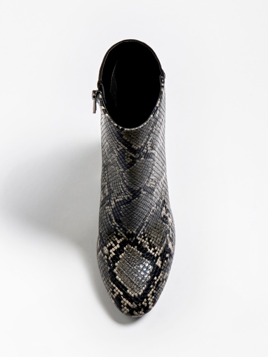 Laria Python Print Kulkšnies Batas Spėlioti Juodas