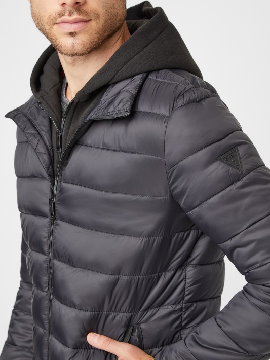 Atspėti Juoda Hampton Puffer Striukė