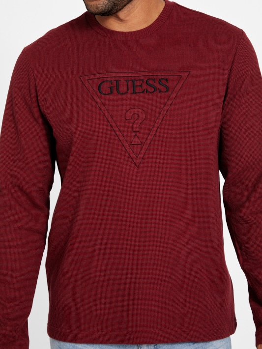 Tomas Crewneck Red Noir Spėjimas