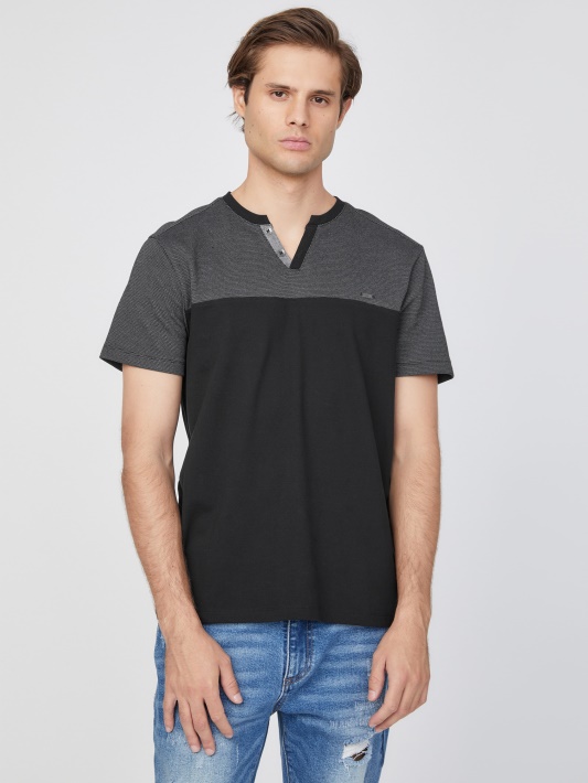 Jet Black Spėlioti Adrian Color-block Plyšio Marškinėliai