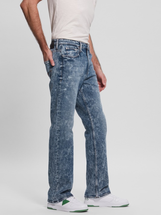 Modernūs Bootcut Džinsai Atspėti Vintažinį Indigo
